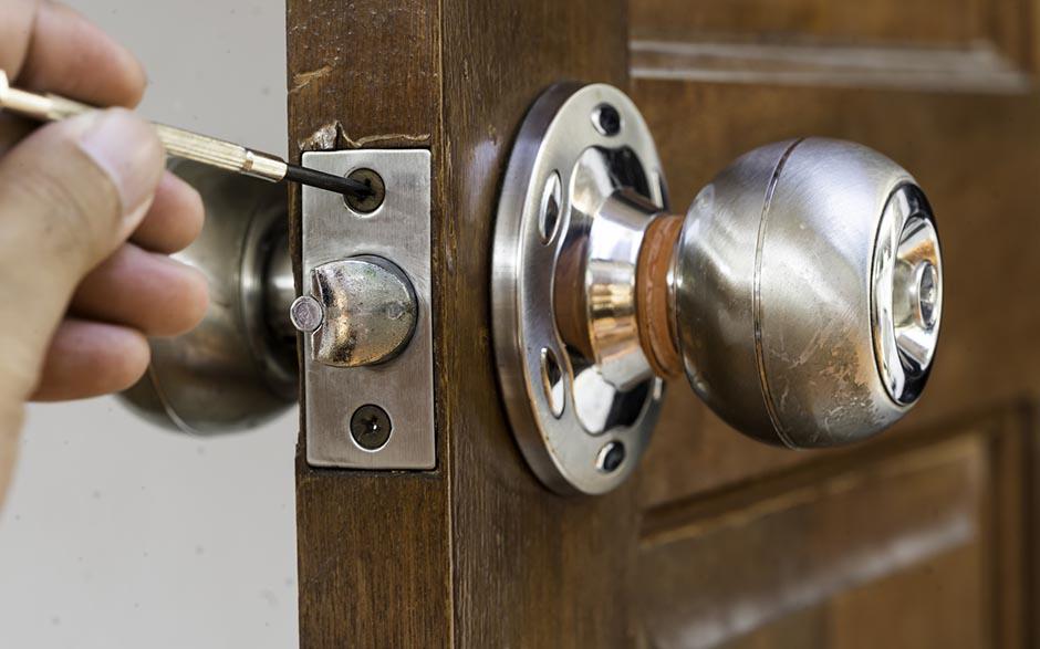 serrurier porte Courbevoie